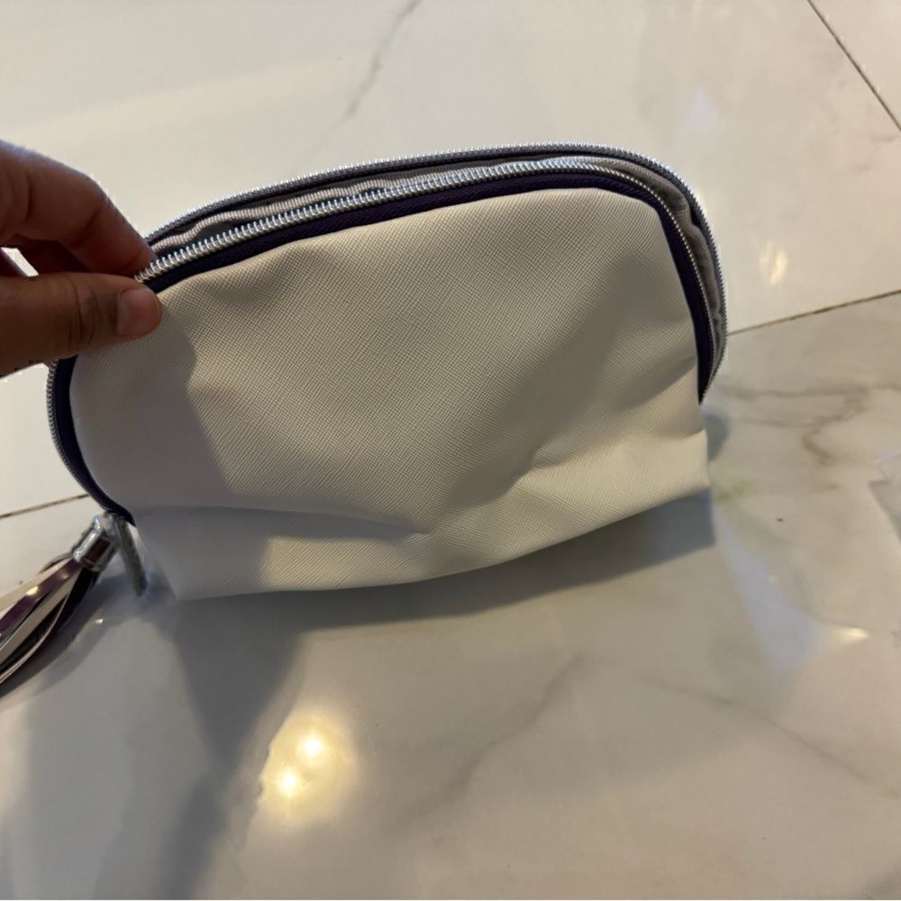 Kerasilk white and purple cosmetic bag #8